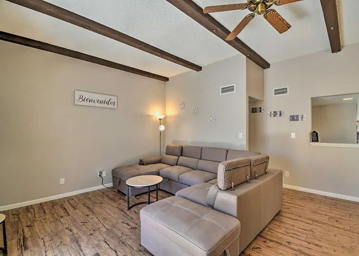 Holiday home 1/2 Mi To Spring Training! W/ Patio In Tempe